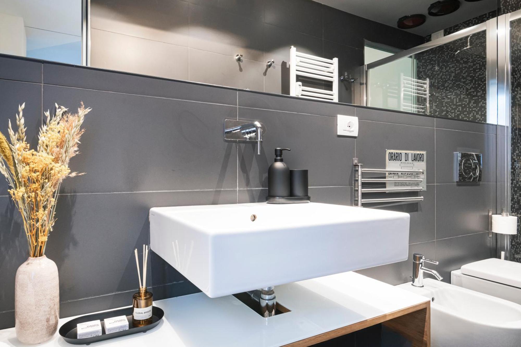 Easylife - Confortevole Appartamento In Bocconi Milano Esterno foto